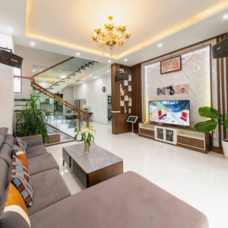 CHO THUÊ NHÀ NGUYÊN CĂN TRẦN KHÁNH DƯ PHƯỜNG 8 ĐÀ LẠT GIÁ 17 TR/ THÁNG