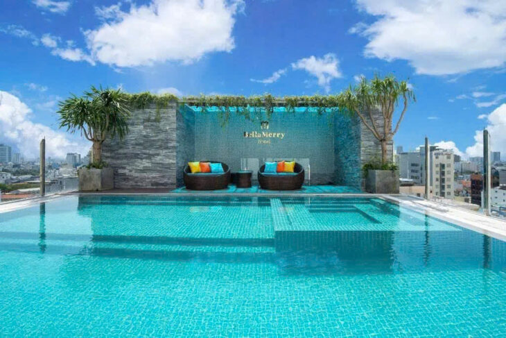 CHUYỂN NHƯỢNG KHÁCH SẠN VIP – ĐƯỜNG HÀ BỔNG, MỸ KHÊ – DOANH THU 300 TRIỆU/THÁNG