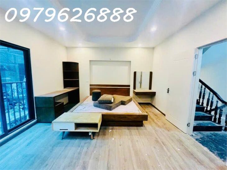 NHÀ ĐẸP HAI MẶT THOÁNG Ở NGAY PHỐ QUAN NHÂN 35x5T. CHỈ NHỈNH 7 TỶ