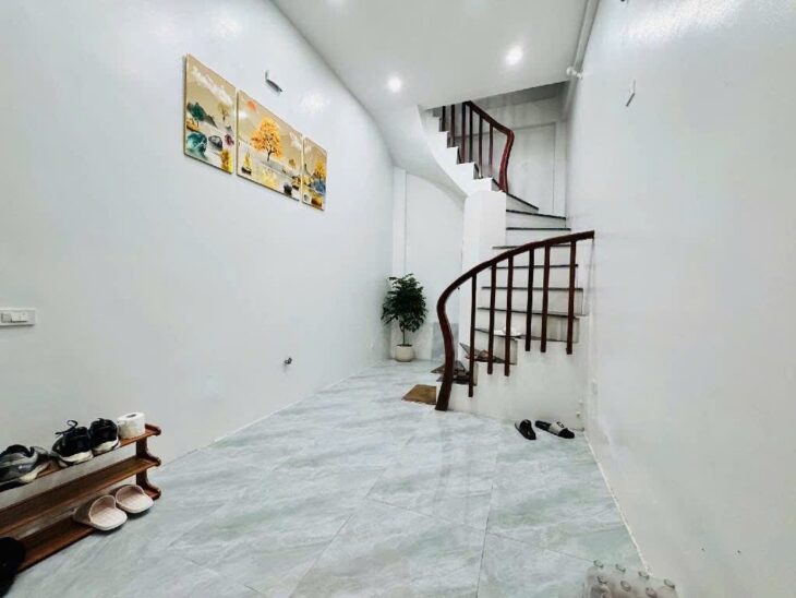 ĐỘI CẤN 22M x7 TẦNG CHỈ 5,85 TỶ-LÔ GÓC,3 THOÁNG,NGÕ THÔNG,GẦN PHỐ,TRƯỚC NHÀ 4M