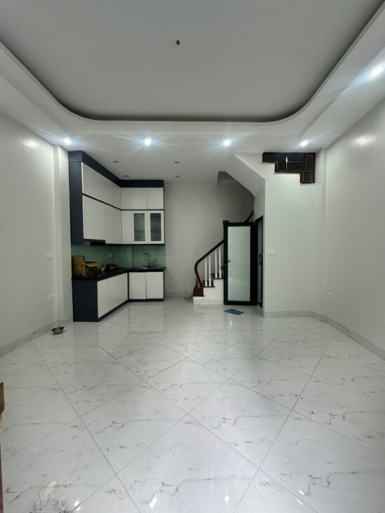 Bán Nhà Mới Bạch Mai Dt 30m2 5 tầng mặt tiền 4.9m Giá 5.95 tỷ