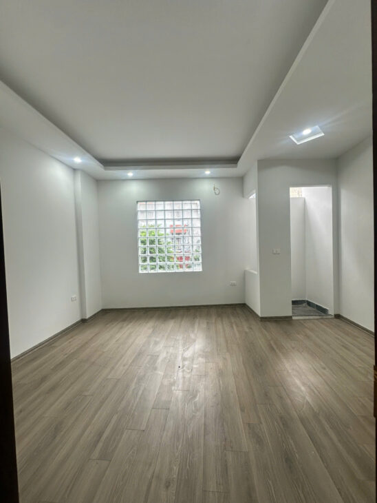 Bán Nhà Mới Bạch Mai Dt 30m2 5 tầng mặt tiền 4.9m Giá 5.95 tỷ