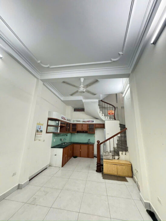 NGÕ CHỢ KHÂM THIÊN – NGÕ THÔNG – KINH DOANH 33m2 4 tầng mt 3.5m Giá 7.85 tỷ