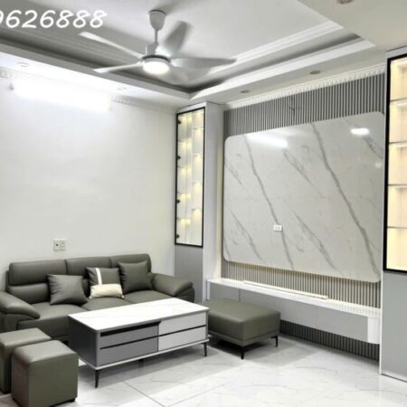 BÁN NHÀ PHỐ LÊ THANH NGHỊ – FULL NỘI THẤT – NGÕ THOÁNG – LÔ GÓC ĐẸP. 62x5T