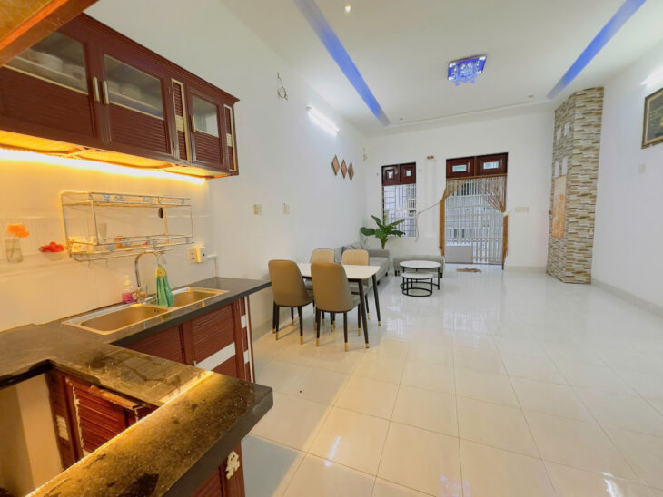 BÁN NHÀ THIẾT KẾ HIỆN ĐẠI NGANG ĐẸP 7m5 TẠI PHƯỜNG BẮC NHA TRANG.