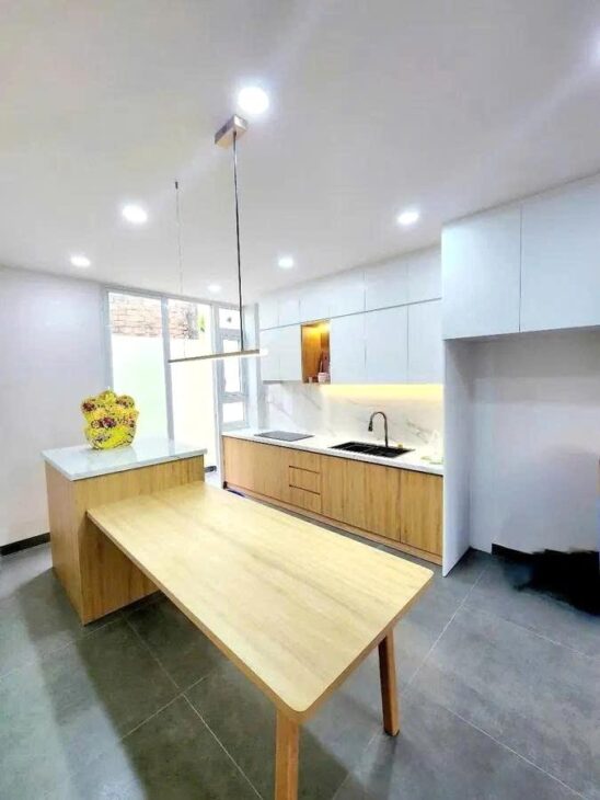 HẺM XE TẢI 7M – NHÀ 4 TẦNG KIÊN CỐ – 50M² VUÔNG VỨC – NGAY HƯƠNG LỘ 2 – GIÁP TÂN PHÚ – SỔ HỒNG