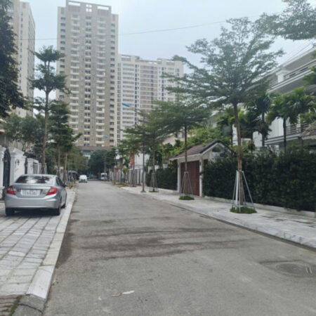 Biệt thự Tân Tây Đô 214.2m2 – 3 tầng – MT 12m, vị trí đẹp, giá 29,9 tỷ Biệt thự Tân Tây Đô 214.2m2 – 3 tầng – MT 12m, vị trí đẹp, giá 29,9 tỷ