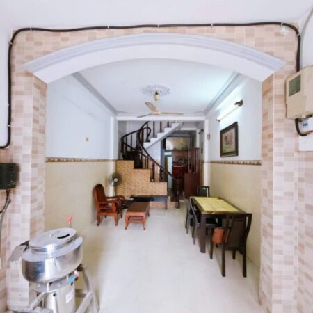 VỊ TRÍ ĐẸP – GIÁ TỐT – BÁN NHANH Nhà đẹp Đất Thánh – Giáp mặt tiền Bắc Hải