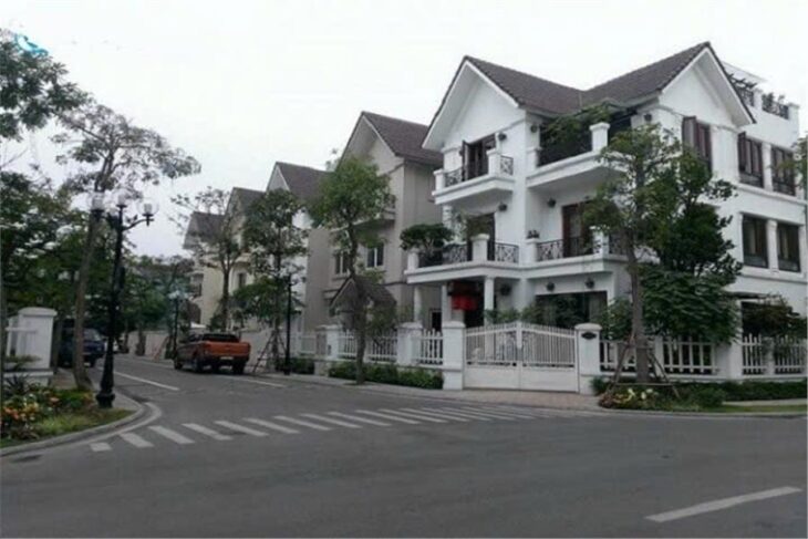 Bán biệt thự nhà vườn cao cấp- vườn hoa trức nhà, sát tổ hợp chung cư An Bình-KĐT Lê Trọng Tấn