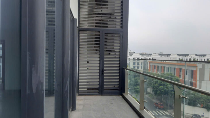 29.9.25 Cho thuê căn hộ Sunshine Green Iconic đẳng cấp nhất Long Biên, 3 ngủ dt 200m2, nhà nguyên