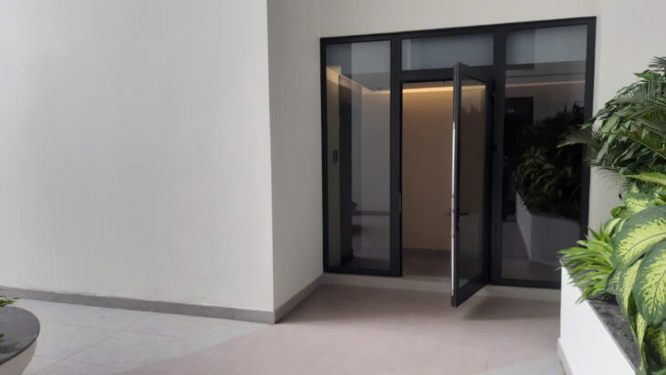29.9.25 Cho thuê căn hộ Sunshine Green Iconic đẳng cấp nhất Long Biên, 3 ngủ dt 200m2, nhà nguyên