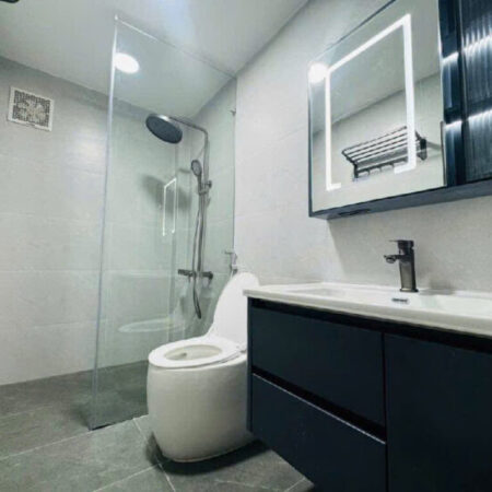 Hoàng Câu Ô tô tránh, ngõ thông, sát quận Ủy Đống Đa,55 m, 9 ngủ.Sổ đỏ sẵn, khu vực trung tâm tiềm