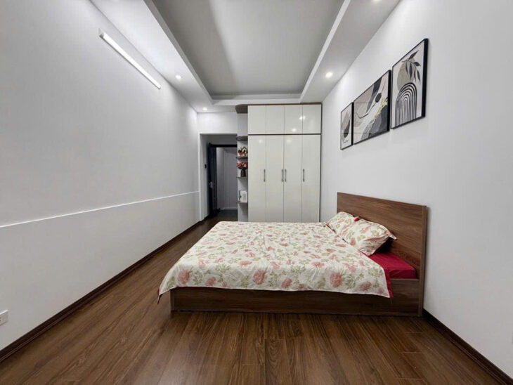 NHÀ ĐẸP KHƯƠNG ĐÌNH – NGÕ BA GÁC GẦN Ô TÔ Dt 30m2 5 tầng mặt tiền 3.1m Giá 7.98 tỷ