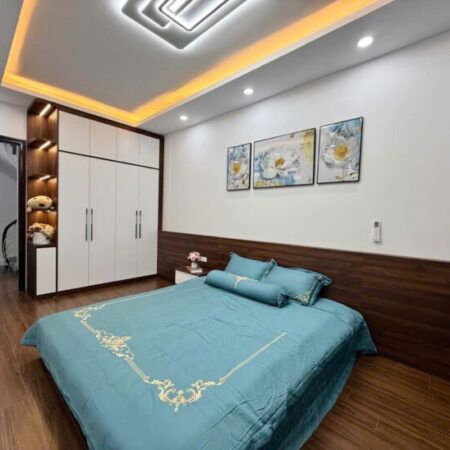 NHÀ ĐẸP KHƯƠNG ĐÌNH – NGÕ BA GÁC GẦN Ô TÔ Dt 30m2 5 tầng mặt tiền 3.1m Giá 7.98 tỷ