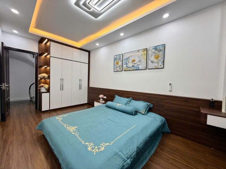 NHÀ ĐẸP KHƯƠNG ĐÌNH – NGÕ BA GÁC GẦN Ô TÔ Dt 30m2 5 tầng mặt tiền 3.1m Giá 7.98 tỷ
