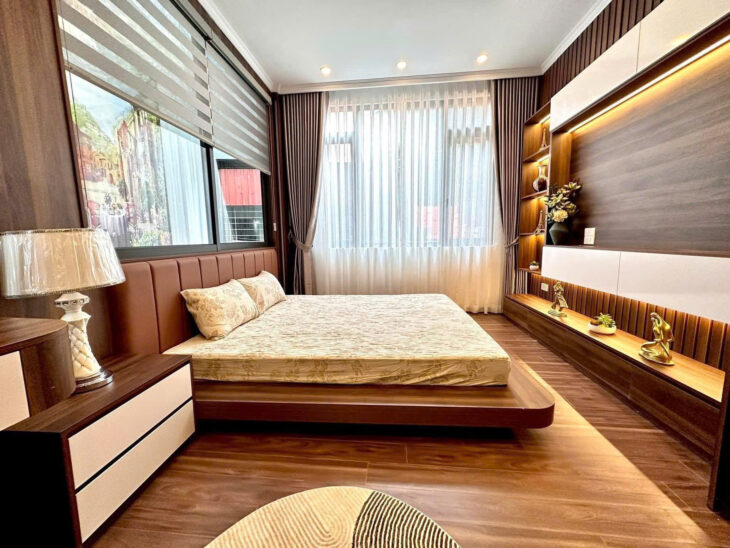 NGỌC KHÁNH – NHÀ ĐẸP – NGÕ THÔNG THANG MÁY Dt 52m2 6 tầng mặt tiền 4.6m Giá 18 tỷ