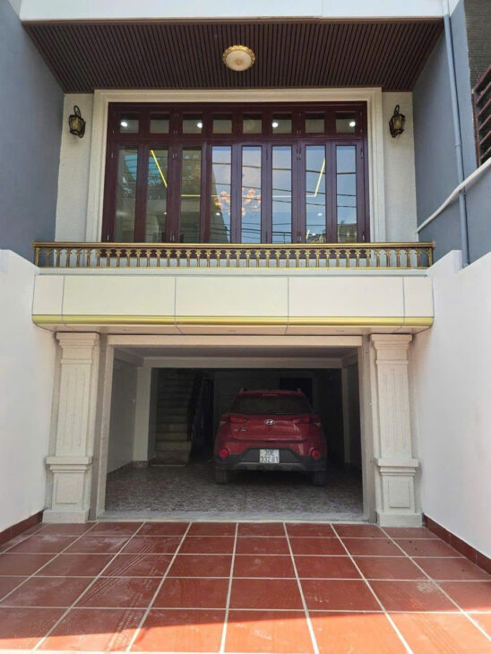 Bán nhà riêng tại ngay QL32 Lai Xá, 14,6 tỷ, 67m2, 6PN + 4WC + 5 tầng