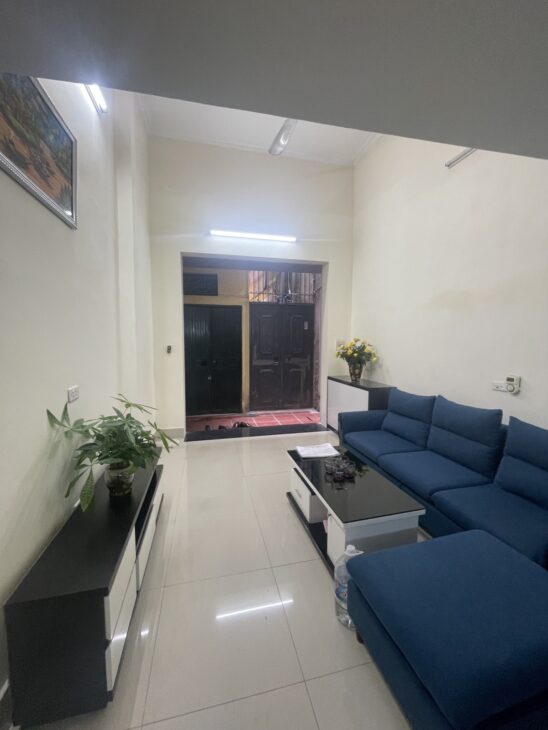 BÁN NHÀ NGÕ 62 NGỌC HÀ 64 M 3 TẦNG MT 6.6 M GIÁ 12 TỶ 0336212066