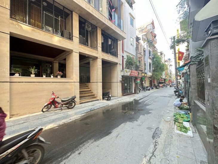 💥 TÒA APARTMENT MẶT ĐƯỜNG 800A, CẦU GIẤY 216M2 10T MT 10M, CHỈ 108 TỶ 💥