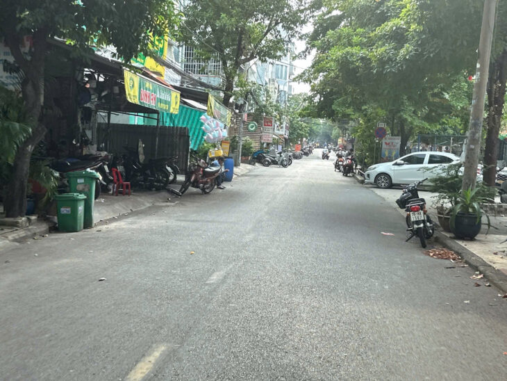 Bán nhà hẻm thông Lê Thị Hồng ngang 4.5m 86m2 3 lầu vừa ở vừa KD ngay chợ CC chỉ 14 tỷ.