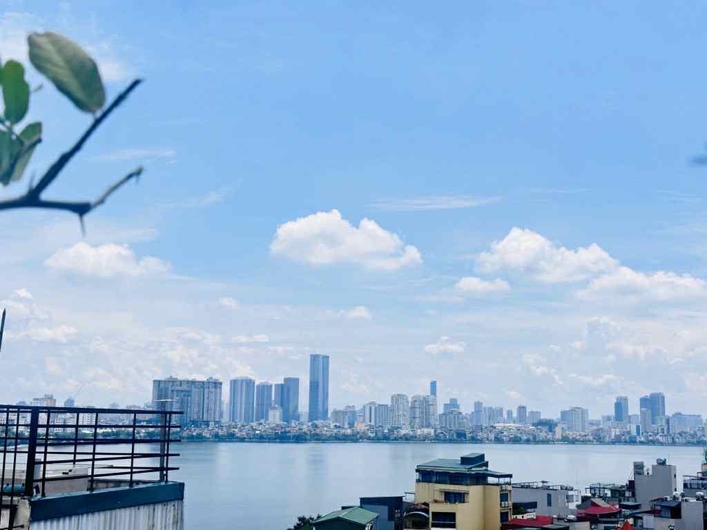 bán nhà mặt phố Nghi Tàm, 91m x 8 tầng, mặt tiền 9.5m, thông sàn kinh doanh