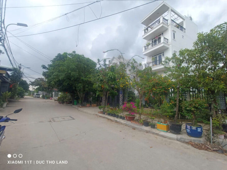 Giảm mạnh 700tr Bán đất tặng nhà 160m2 ngang lớn 7m hiếm, HXH Thạnh Lộc 39, nhỉnh 6 Tỷ