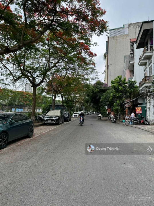 Bán nhà mặt phố Nguyễn Đình Hoàn DT 110m2 – MT 7m3 – 40tỷ – KD VP