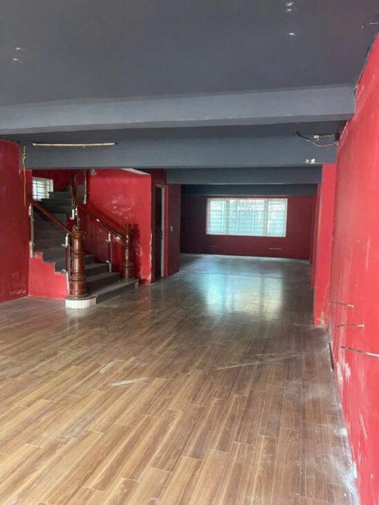 Biệt thự liền kề phố Lê Văn Lương, gara, 2 mặt thoáng,150m2, 5 tầng, MT 7.2m, Giá 52.5 tỷ