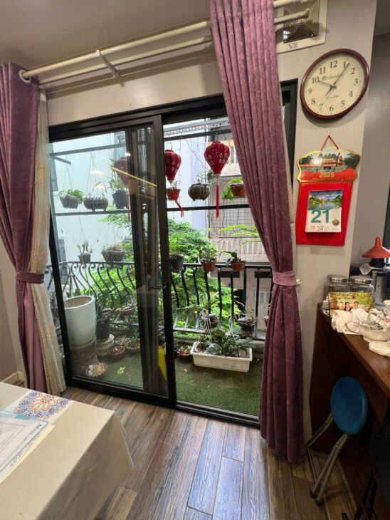 Nhà riêng Pháo Đài Láng DT 60m2, 5 tầng, lô góc giá 21.x tỷ có TL