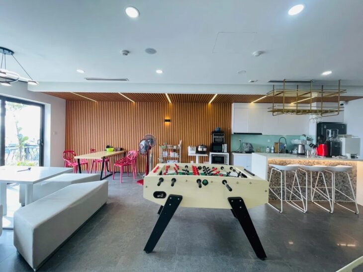 VIEW HỒ ĐỘC BẢN! Bán tòa Building 9T MP Hạ Đình 72m2, MT 6m, Vỉa hè đá bóng, VIP