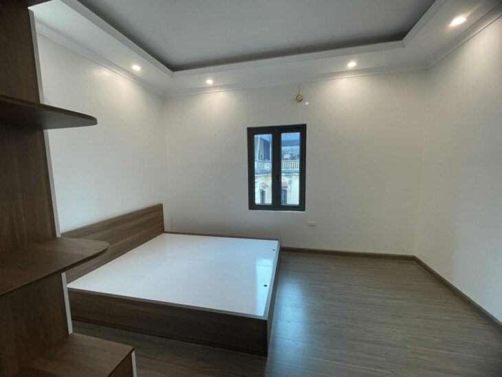 Bán nhà Thanh Nhàn, Hai Bà Trưng 60m, nhà mới đẹp ở luôn, ngõ nông, 20m ra đường ô tô