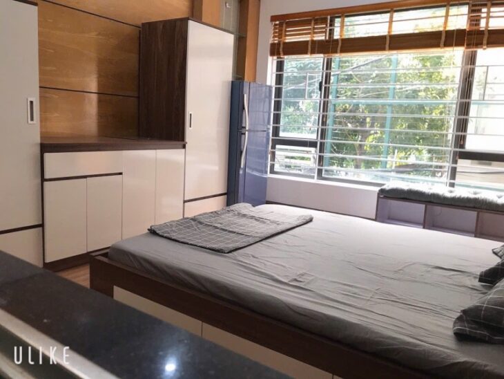 CẦU GIẤY- 6 TẦNG THANG MÁY- DT 46M2- GẦN Ô TÔ- HƠN 9 TỶ