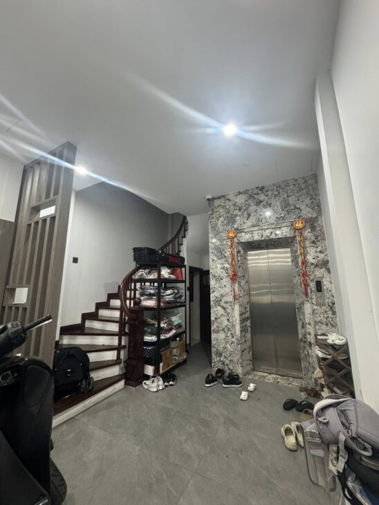 Bán nhà Tây Hồ – Lạc Long Quân, DT65m2, MT4.4m, 7 tầng, 4p.ngủ, gara ôtô, ôtô đỗ cửa ngày đêm, View