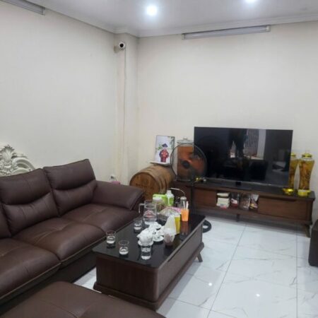 Bán nhà Thanh Lãm 49m2, 5 tầng, 2 mặt thoáng, kinh doanh nhỏ, ở ngay