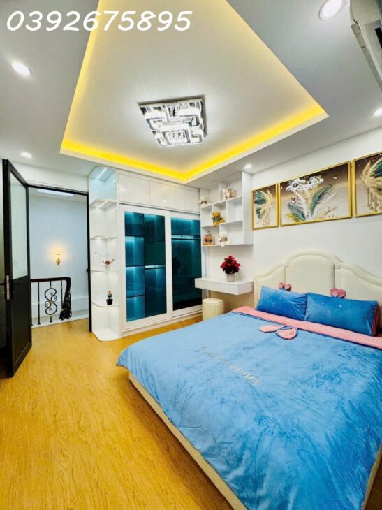 Bán nhà Phố Xốm 48m2, 5 tầng, lô góc, ô tô tránh, nhà mới đẹp ở ngay
