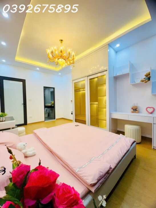 Bán nhà Phố Xốm 48m2, 5 tầng, lô góc, ô tô tránh, nhà mới đẹp ở ngay