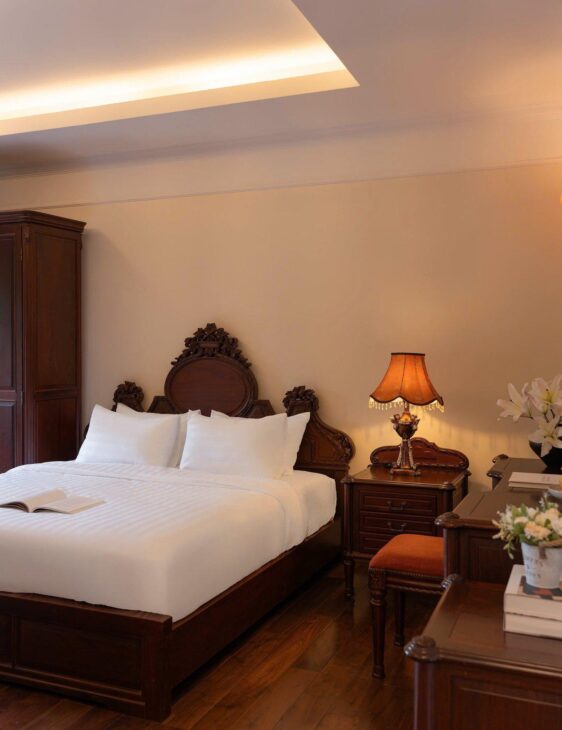 Bán biệt thự Lạc Long Quân otô, gần Hồ Tây ở sướng 145m 4tầng 29.3 tỷ