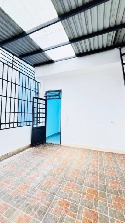 NHÀ 4 TẦNG BTCT MỚI ĐẸP 60M2, ĐƯỜNG NHỰA XE HƠI 7M. KHU PHÂN LÔ NHÀ CAO TẦNG – NGUYỄN ẢNH THỦ QUẬN