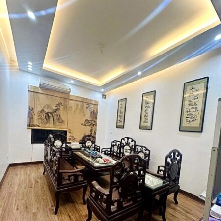 Bán nhà đẹp 4 tầng – 60m², ô tô vào nhà tại Hồ Tùng Mậu – Cầu Giấy