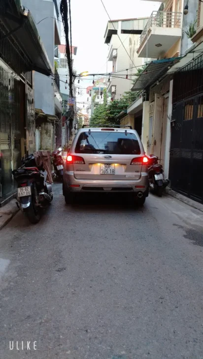 NHÀ ĐẸP DÂN XÂY NGÕ Ô TÔ 1 NHÀ RA MẶT PHỐ Ô Cách 50 m2 X 4 Tầng 13.8 tỷ Long Biên Hà Nội.