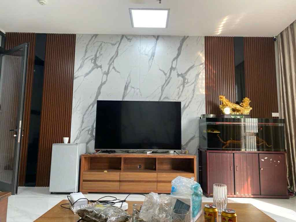 bán nhà Ngọc Lâm, view hồ, thang máy, gara, kinh doanh, full nội thất