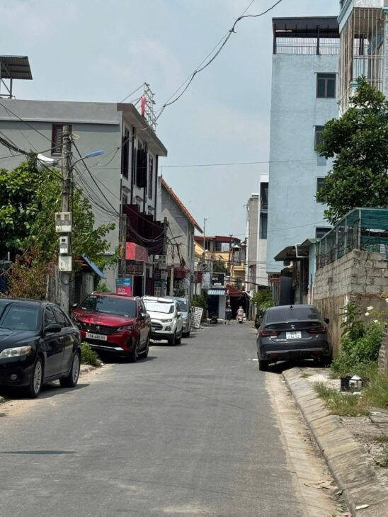 Lô góc hiếm – đầu chợ Quý Kim, Đồ Sơn – mặt đường 7m, vỉa hè 2 bên – giá chỉ 2.5x tỷ – ZALO 0567