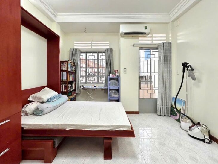 Bán nhà MT Vũ Ngọc Phan, 4×18.5m, 5 tầng, 5pn, 5wc,15.5 tỷ, TL