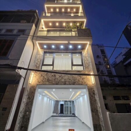 Bán nhà khu quân đội 918 – 46m², xây mới 7 tầng, thang máy hiện đại, full nội thất cao cấp