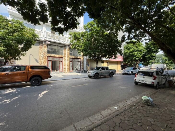 án đất tặng nhà 3 tầng – vị trí vàng gần phố Nguyễn Lam, Chu Huy Mân, Long Biên