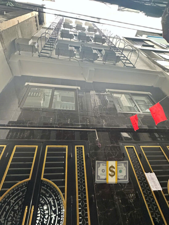 Bán gấp tòa CHDV ngõ 190 Hoàng Mai, DT 57m2 x MT 6m gồm 14 phòng cho thuê