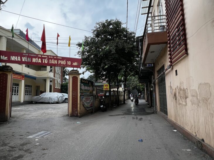 Chính chủ bán nhà yên lộ Hà Đông 40m2 6 tầng thang máy ô tô . Gía 9 tỷ