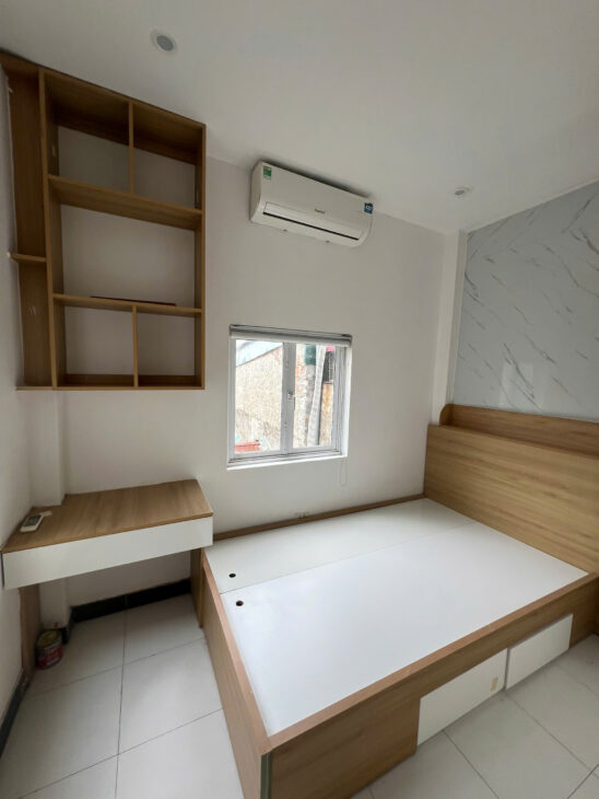 Bán nhà 5 tầng Phố Tôn Đức Thắng, chỉ 1.5 tỷ full đồ vào ở ngay