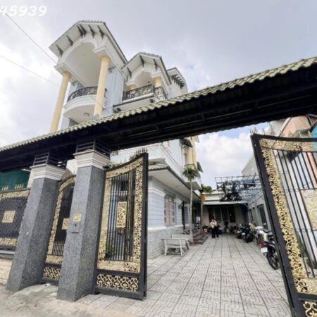 Biệt Thự Đã Hoàn Công 242m2, Ngang 12m, 3 Tầng, Dĩ An, Giá 8.2 Tỷ