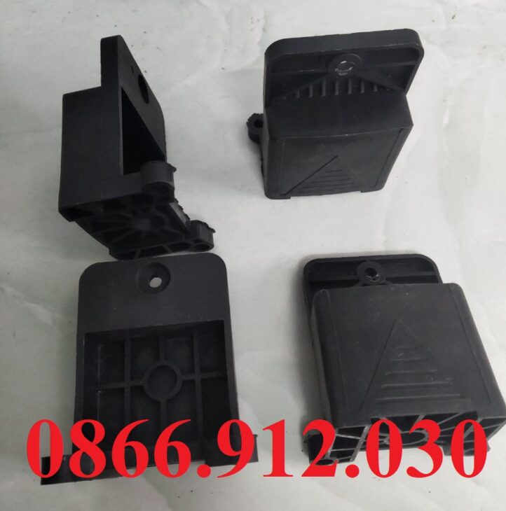 Ưu điểm của chân tăng bàn Fami trong thiết kế nội thất văn phòng